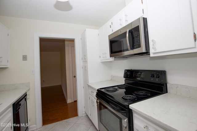 57 Village Green Circle, Southern Pines, NC 28387