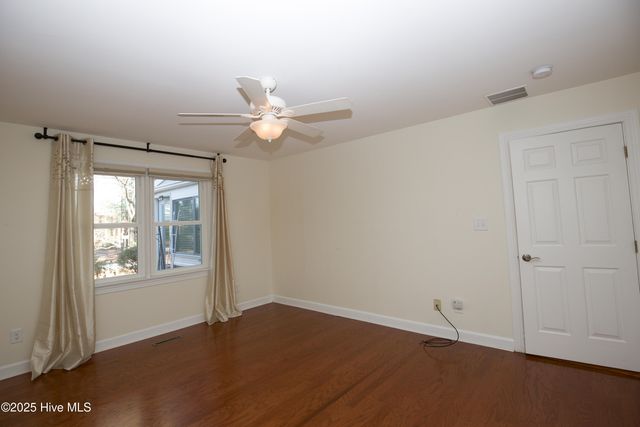 57 Village Green Circle, Southern Pines, NC 28387