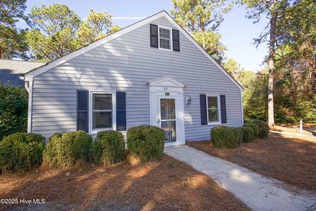 57 Village Green Circle, Southern Pines, NC 28387