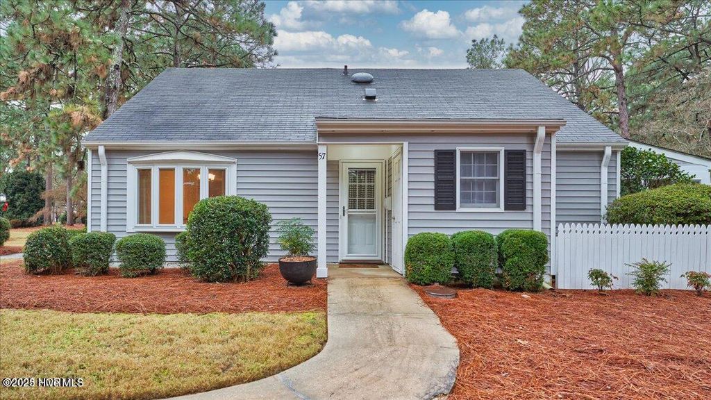 57 Village Green Circle, Southern Pines, NC 28387