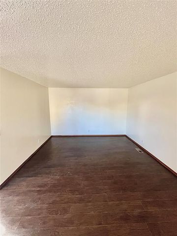 233 Chalmette Drive C, Norman, OK 73071