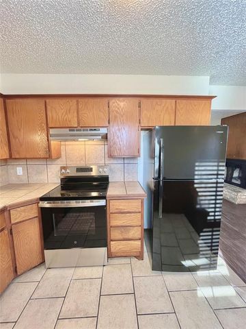 233 Chalmette Drive C, Norman, OK 73071