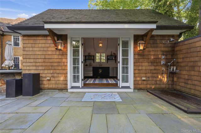 16 Wrights Mill Road, Armonk, NY 10504