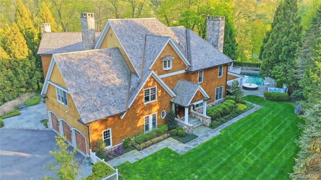 16 Wrights Mill Road, Armonk, NY 10504