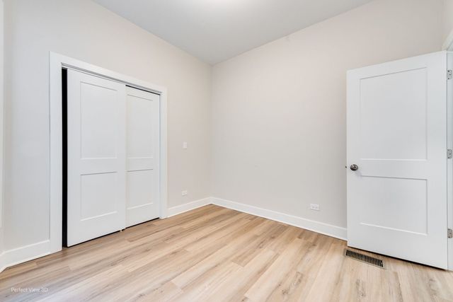 1122 Sherman Avenue 2, Evanston, IL 60202