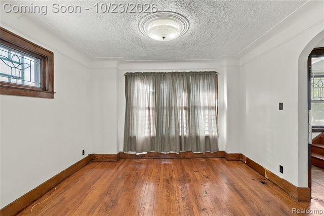 2925 Burnside Street, Detroit, MI 48212