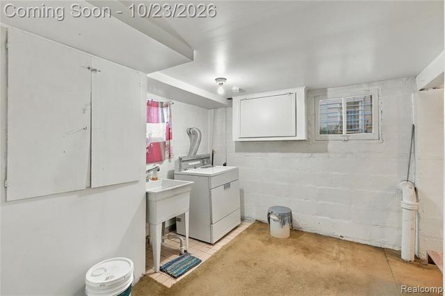 2925 Burnside Street, Detroit, MI 48212