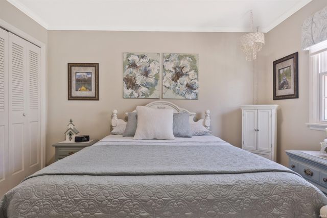 2108 Sleepy Hollow Drive, Evansville, IN 47720