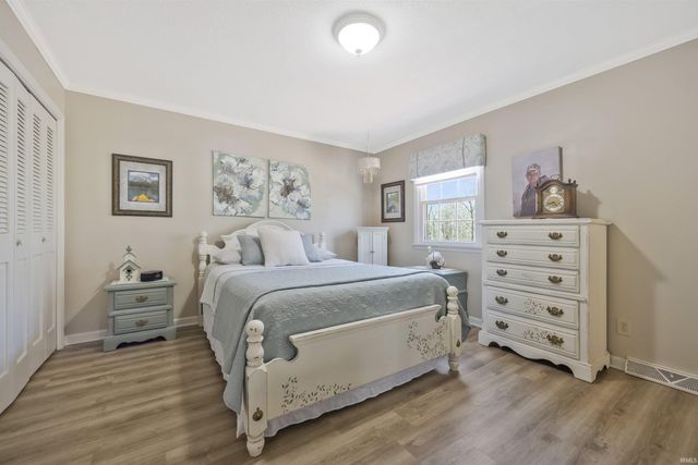 2108 Sleepy Hollow Drive, Evansville, IN 47720