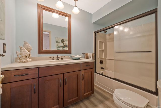 2108 Sleepy Hollow Drive, Evansville, IN 47720