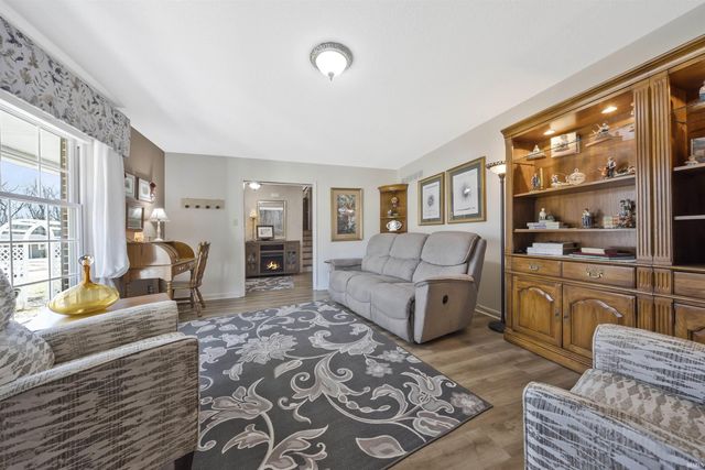 2108 Sleepy Hollow Drive, Evansville, IN 47720