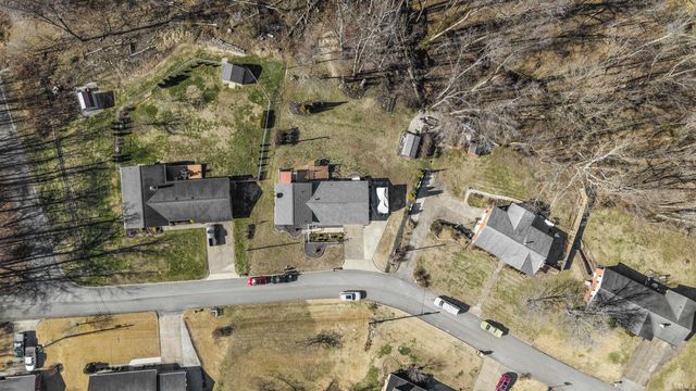 2108 Sleepy Hollow Drive, Evansville, IN 47720