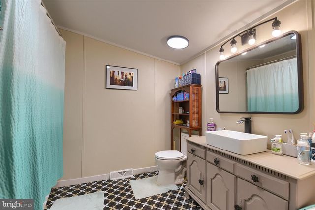 320 CARAVAN CT, Middletown, PA 17057
