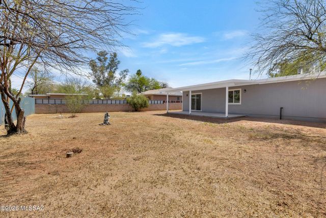 2217 E Silver Street, Tucson, AZ 85719