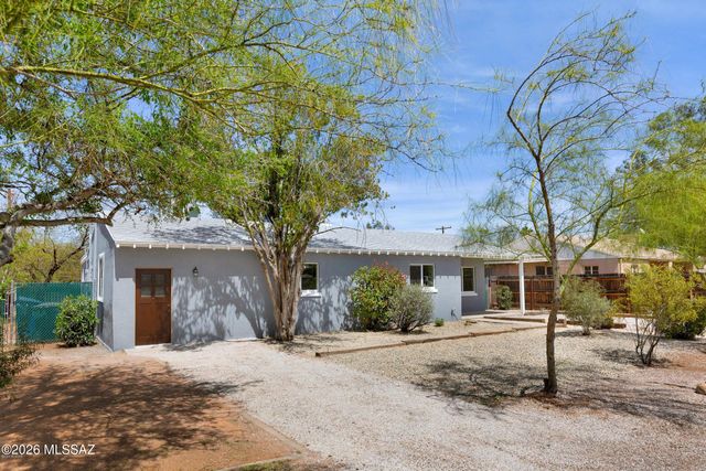 2217 E Silver Street, Tucson, AZ 85719
