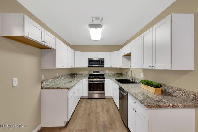 2217 E Silver Street, Tucson, AZ 85719