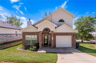 39 Pebble Beach Lane, Huntsville, TX 77340