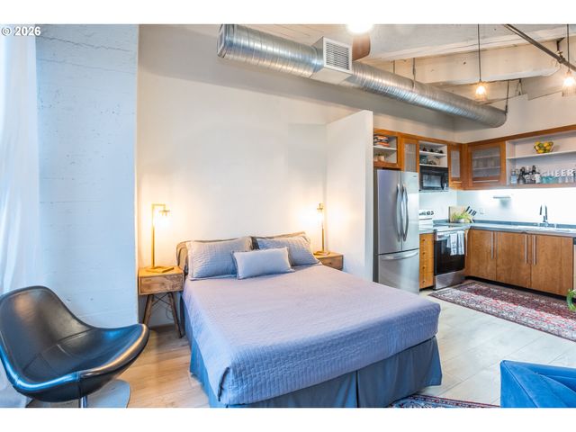 1420 Nw LOVEJOY St 417, Portland, OR 97209