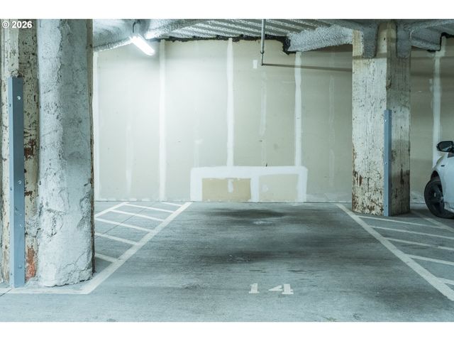 1420 Nw LOVEJOY St 417, Portland, OR 97209