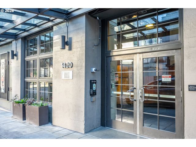 1420 Nw LOVEJOY St 417, Portland, OR 97209
