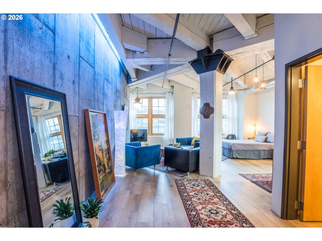 1420 Nw LOVEJOY St 417, Portland, OR 97209