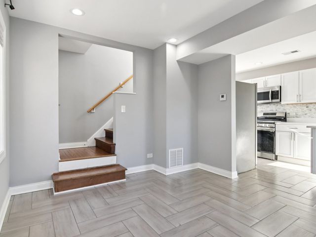 4208 Oak Street, Bellwood, IL 60104