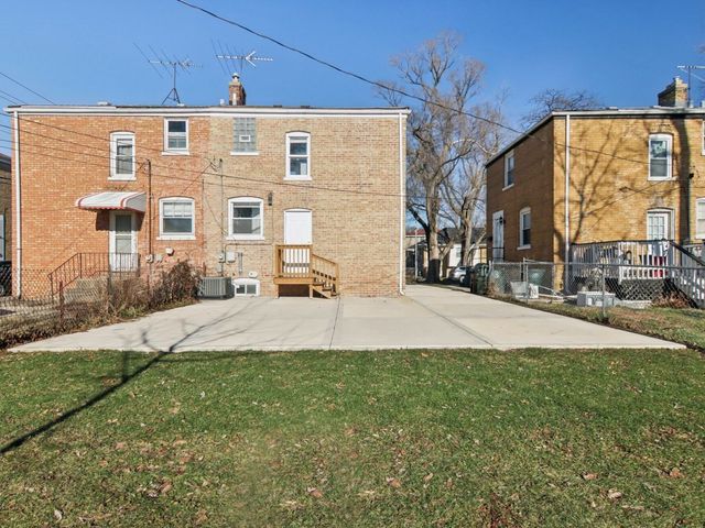 4208 Oak Street, Bellwood, IL 60104