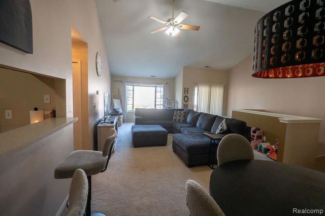 23010 Fairlane Boulevard, Woodhaven, MI 48183