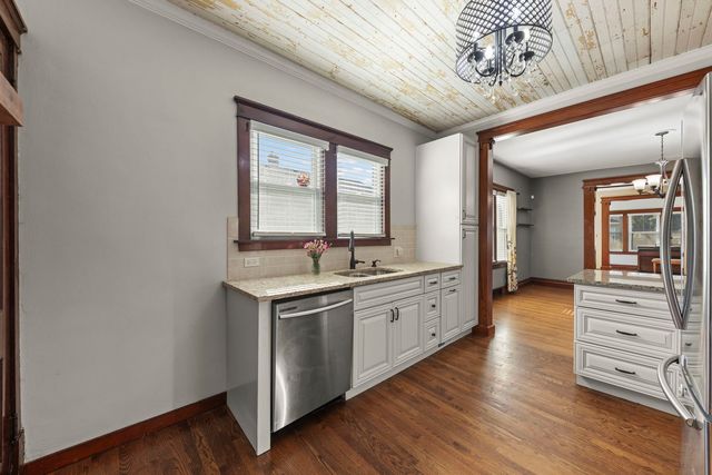 2054 183rd Street, Homewood, IL 60430