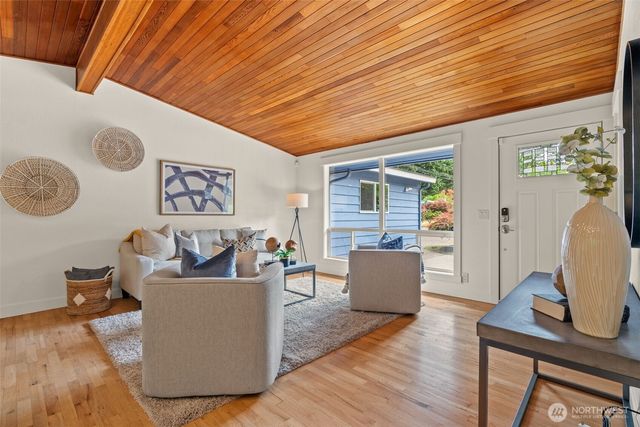17224 61st Place W, Lynnwood, WA 98037