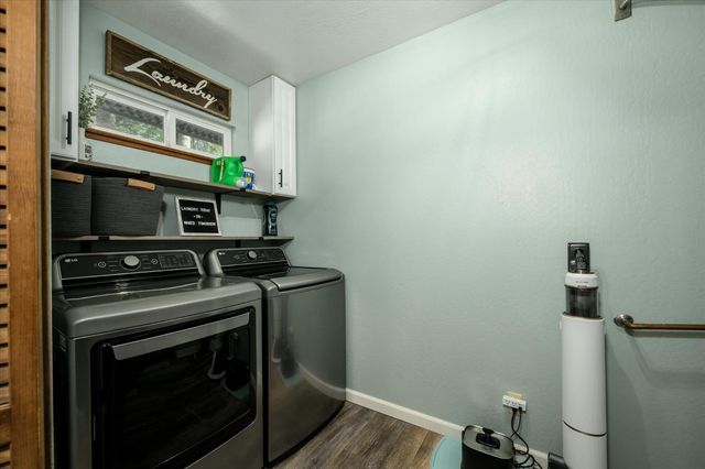 5507 Daisy Dr, Pollock Pines, CA 95726