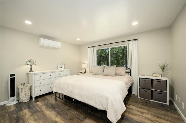 5507 Daisy Dr, Pollock Pines, CA 95726
