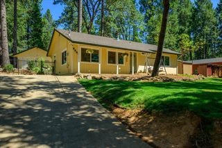 5507 Daisy Dr, Pollock Pines, CA 95726