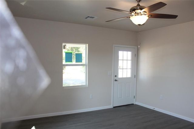 1206 Mitacek Avenue, Prague, OK 74864