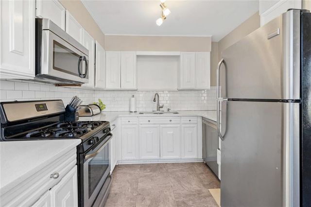 4251 Tuckersham Lane, Tucker, GA 30084