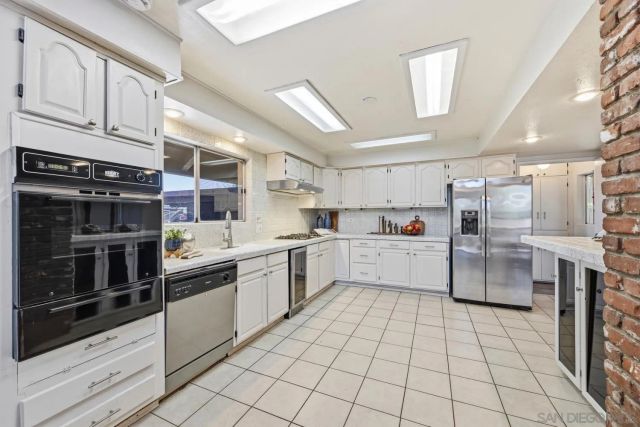 9371 Riverview Ave., Lakeside, CA 92040