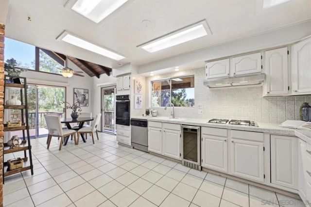 9371 Riverview Ave., Lakeside, CA 92040