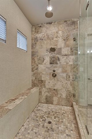 6 Canopy Green Drive, Tomball, TX 77375