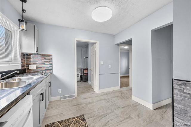 3158 Hickory Street, Inkster, MI 48141