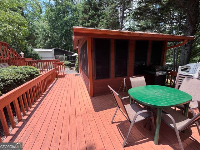 86 Campfire Drive, Cleveland, GA 30528