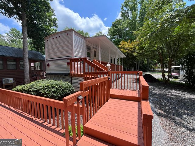 86 Campfire Drive, Cleveland, GA 30528