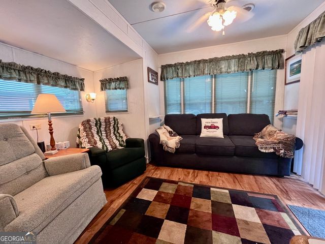 86 Campfire Drive, Cleveland, GA 30528