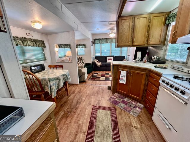 86 Campfire Drive, Cleveland, GA 30528