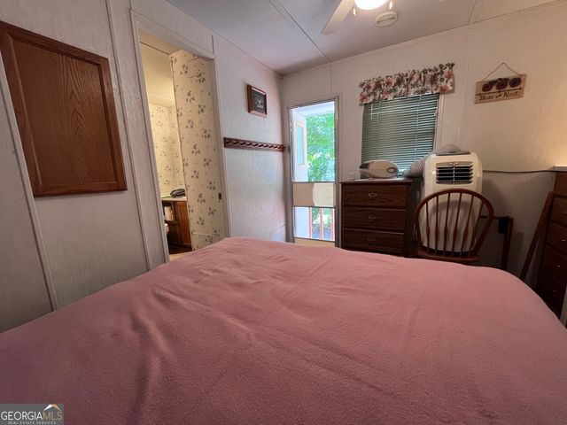 86 Campfire Drive, Cleveland, GA 30528