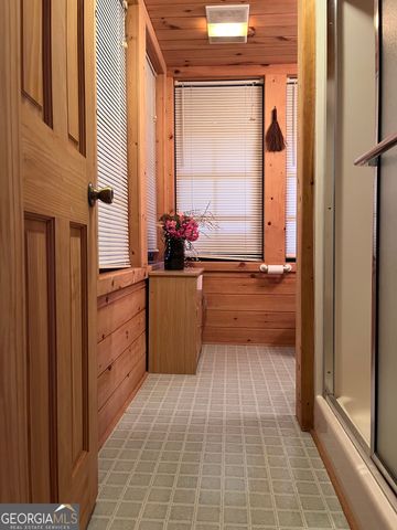 86 Campfire Drive, Cleveland, GA 30528