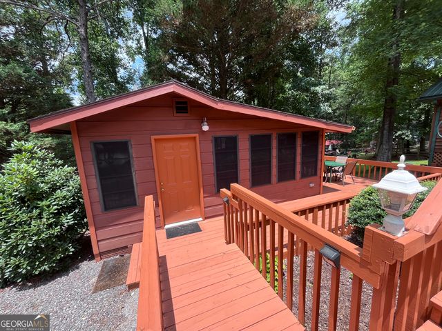 86 Campfire Drive, Cleveland, GA 30528
