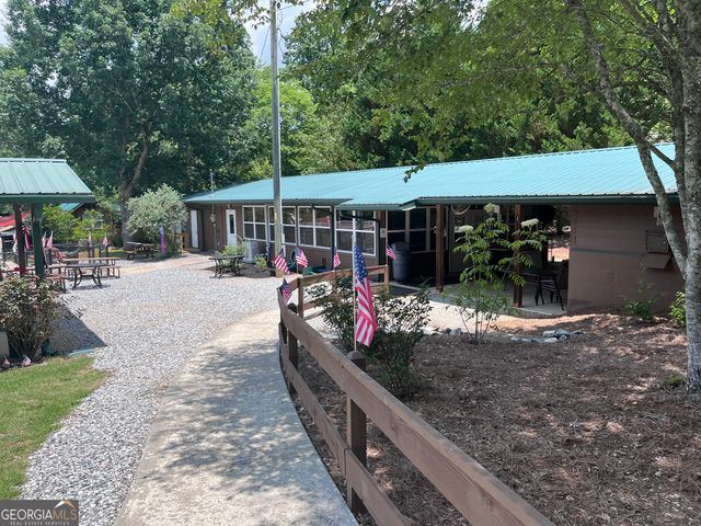 86 Campfire Drive, Cleveland, GA 30528