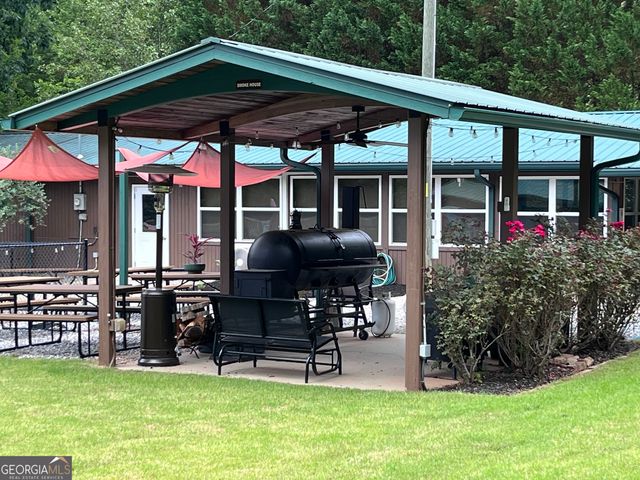 86 Campfire Drive, Cleveland, GA 30528