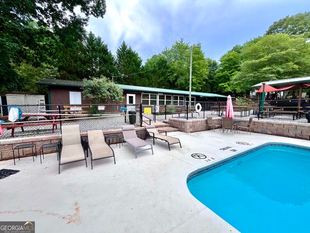 86 Campfire Drive, Cleveland, GA 30528