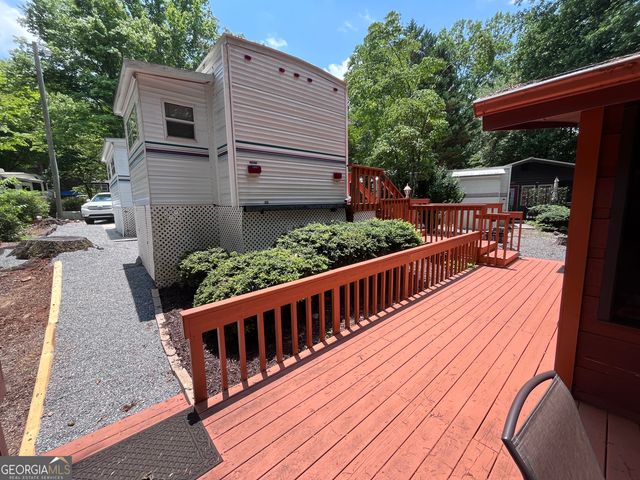86 Campfire Drive, Cleveland, GA 30528